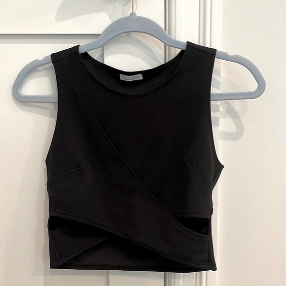 Black crop top in size M - Picture 1 of 2